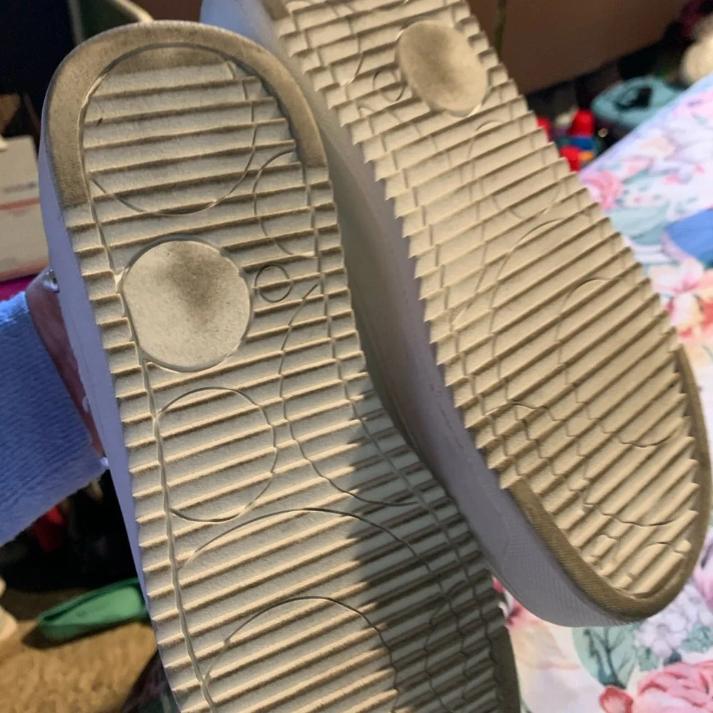 🎀SOLD🎀 Belows Memory Foam Women’s Sneakers Size 8 - Picture 7 of 9